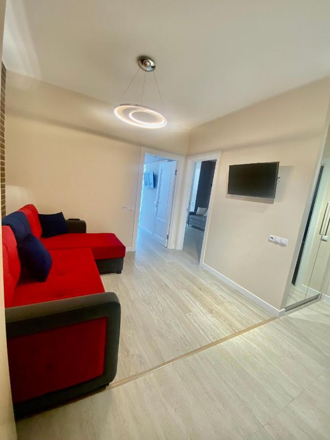 Business Lux Apartment Solomon City 키시나우 외부 사진