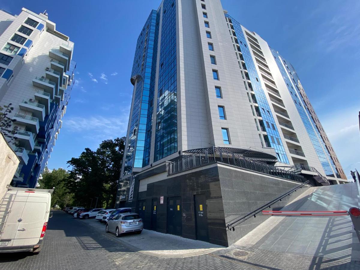 Business Lux Apartment Solomon City 키시나우 외부 사진